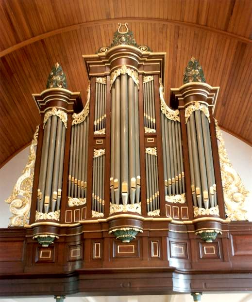 Organ in church of the village Daarle